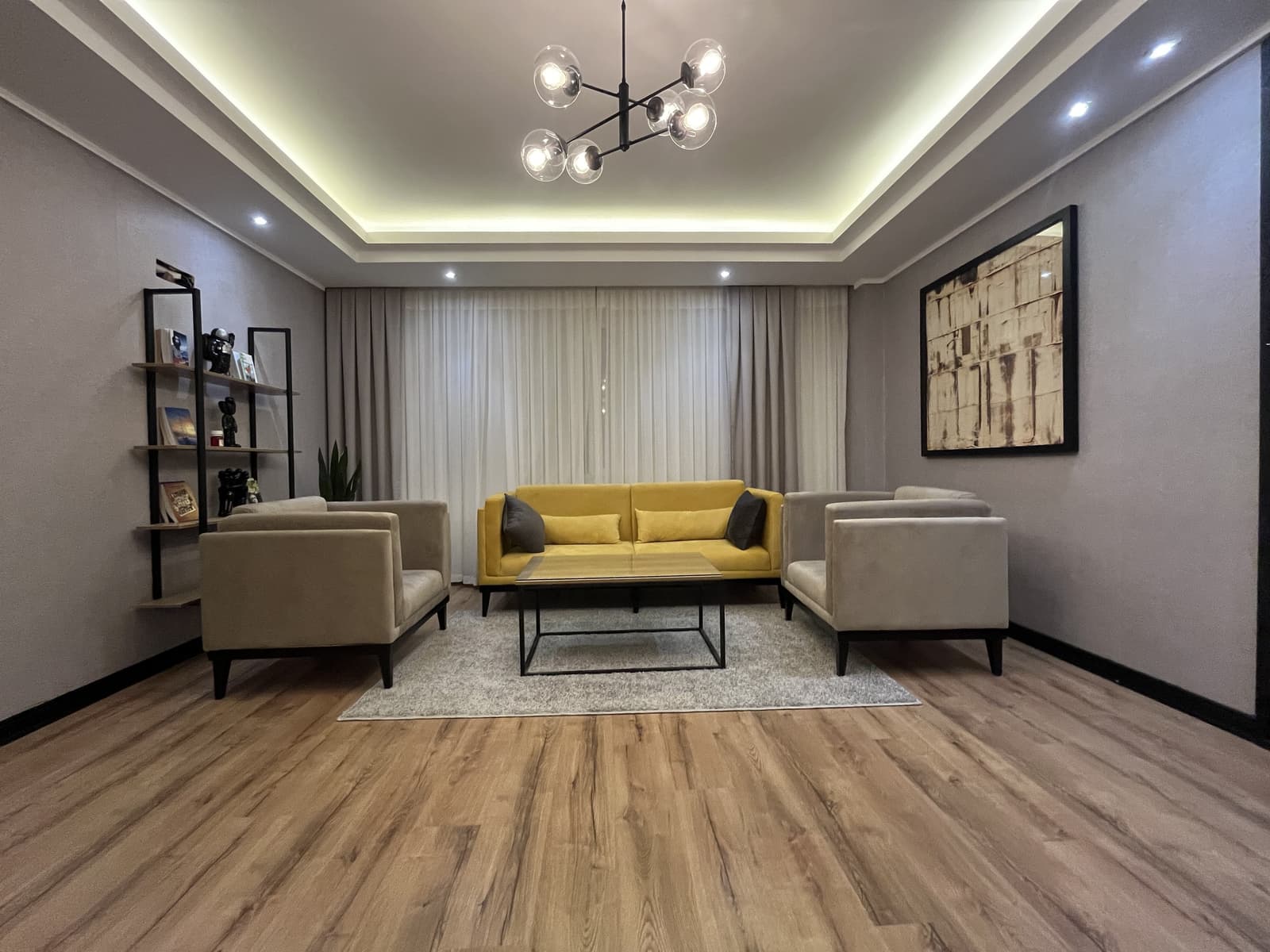 One-bedroom Niloufar Apartment