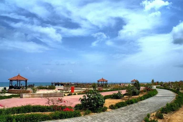 Swimming along the beaches of Kish Island