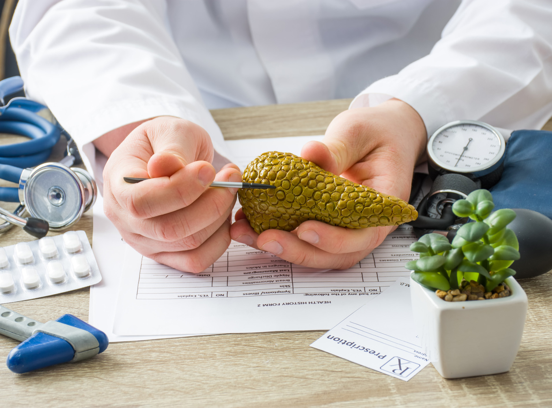 What are the Symptoms of Pancreas Problems?