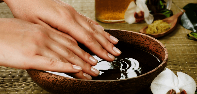 Paraffin Wax or Hot Oil Treatment?