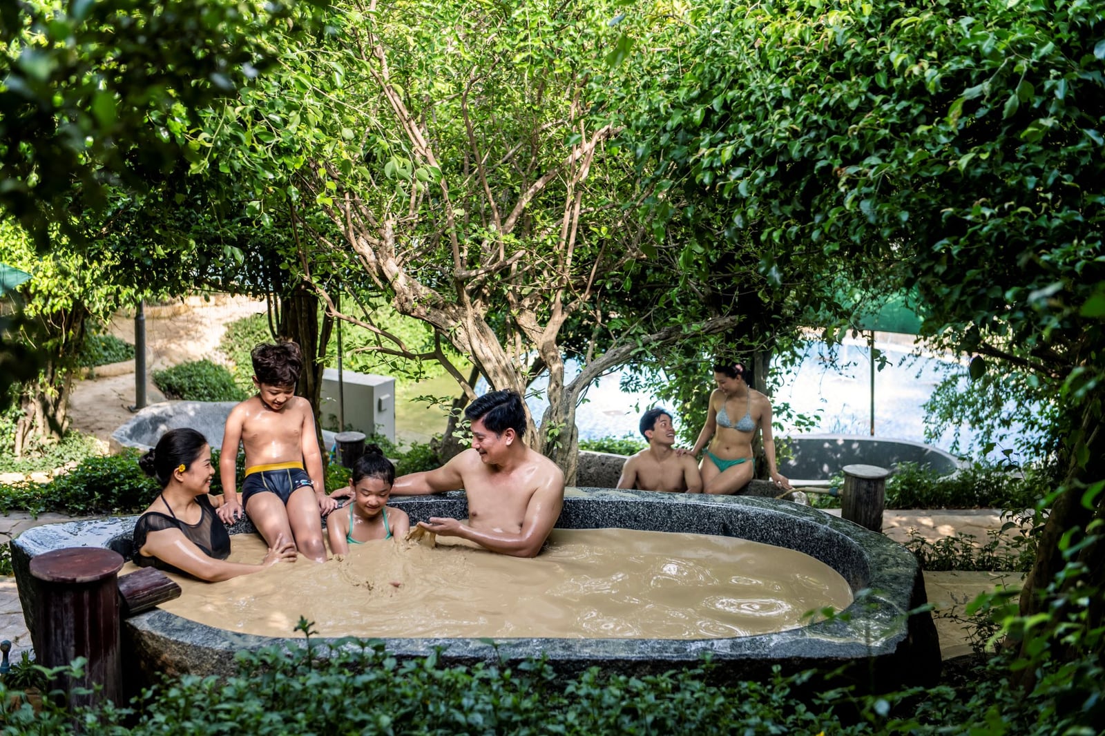 How does Mud Therapy work in Naturopathy?